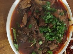 -谢老五跷脚牛肉·非遗传承店