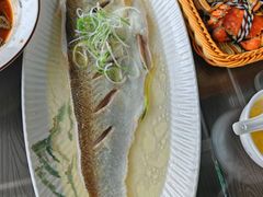 -七的湖·晚芳亭·阳澄湖农家菜·大闸蟹(莲花岛店)