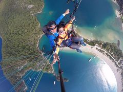 -费特希耶滑翔伞