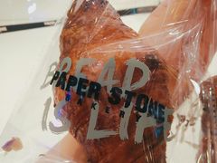 焦糖牛角包-PAPER STONE BAKERY(天环店)