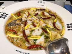 -渔语鱼新川菜Bistro(万象天地店)