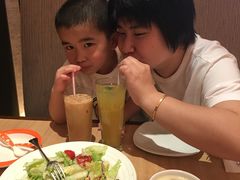 -必胜客(百联又一城店)