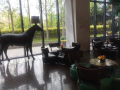 -上海虹桥西郊假日酒店