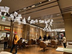 -OPUS+聚全日餐厅(广州增城碧桂园希尔顿逸林酒店)