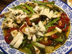 小炒黄喉-临界音乐酒馆·小龙虾·江湖菜(华熙LIVE·鱼洞店)