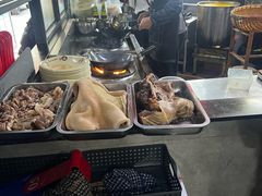 -何永光123鲜牛肉馆(1号店)