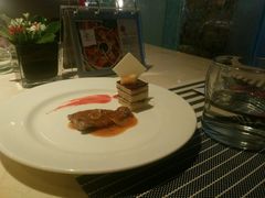 牛扒猪扒-广州中心皇冠假日酒店-环市食坊·海鲜自助餐厅