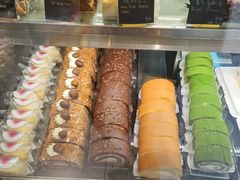 -Dough&Joe团憩(瑞虹天地月亮湾店)