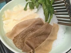 -红鼎豆捞·非遗鲍皇汤火锅(宝丰路店)