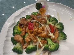 -千灯盛汇·头牌粤菜(致越优城店)
