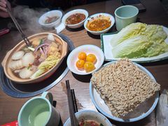 -蔡婶牛腩牛杂煲(长安万科店)