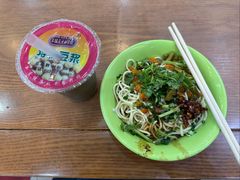 热干面-三镇民生甜食馆(胜利街总店)