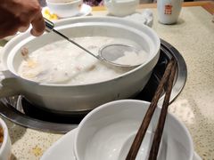 -煲大王猪肚鸡·椰子鸡火锅(红谷滩万达店)