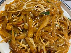 干炒牛河-粤秀小厨·广式早茶(辽宁路店)