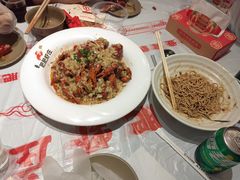 -肥肥虾庄·金牌油焖大虾(汉口城市广场店)