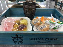 -水灵珑美容造型中心