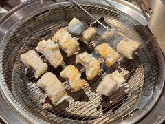 -围炉肉舍•炭烤活鳗•丹东海鲜烤肉(步行街店)