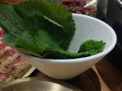 -青瓦餐厅·生鱼片·韩园烤肉(西塔店)