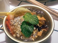 -贤合庄卤味火锅(时代广场店)