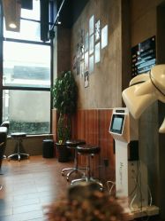 -PE SALON