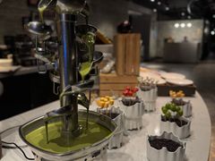 -锦厨国际自助餐厅 · 云端景观 (昆明索菲特大酒店)