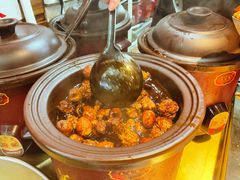 -董哥山城碗碗香(美专校街店)