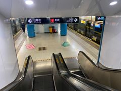 -汉中路(地铁站)