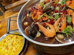 -老东镇啤酒屋海鲜加工·蒸汽海鲜·海鲜烧烤(台东店)