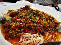 -堂瓦里·33年传统赣菜(第一街区店)