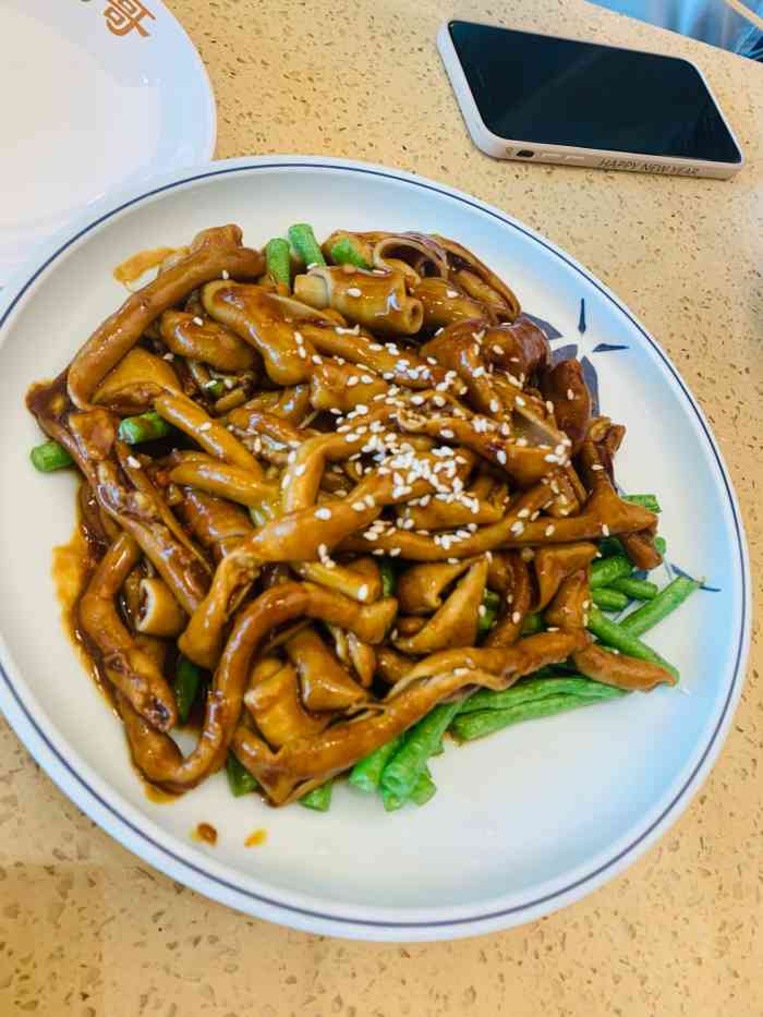 正哥点心专家(百利广场店)-"[薄荷]环境: 环境复古风,靠窗卡座位置.