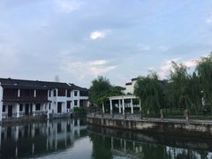 -丝绸小镇荻港古村