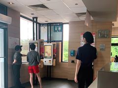 -麦当劳(常山服务区得来速店)