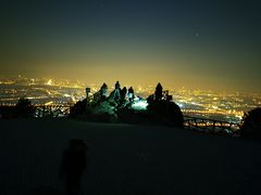 -鬼笑石后山停车场