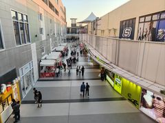 -宁波杉井奥特莱斯广场