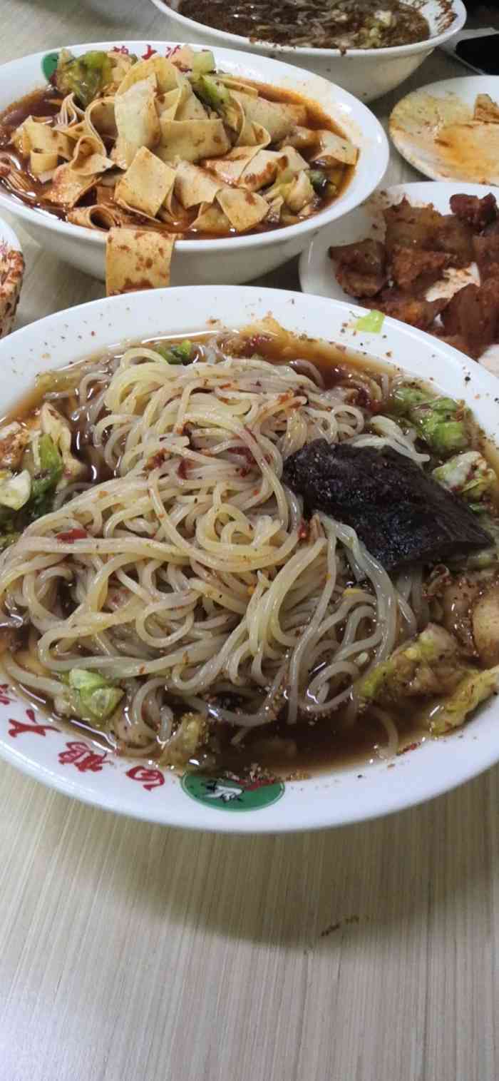 白鹤大冷面-"吃了二十年的白鹤大冷面,从小吃到大,在我.