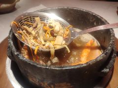 -芸山季·云南山珍菌火锅(人民广场来福士店)