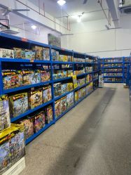 -逝水玩具折扣店