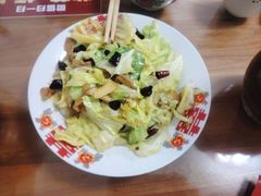 油渣手撕包菜-小街47號江湖菜(四合院店)