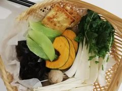 冬阴功锅-七色云蔬食(喜邻里店)