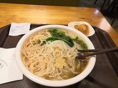 -水平有限螺蛳粉(宏达大厦店)