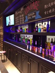 -QZHAIR SALON