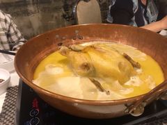 -鲜入围煮花胶鸡海鲜火锅