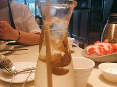 澳门怀旧咸柠七-一哥澳门豆捞·澳门风打边炉(高德置地店)