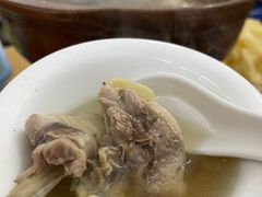 -威邵鸡煲(西华路总店)