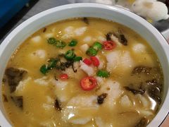 酸菜鱼-奉天理·海鲜饺子