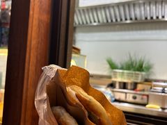 -沪上王记葱油饼(襄阳南路店)