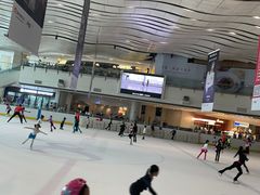 -冰纷万象滑冰场(沈阳万象城店)