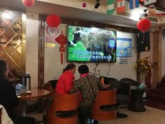 -乐翻天量贩式KTV(淞发路店)