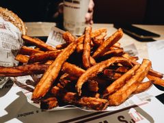 -The Habit Burger Grill 哈比特汉堡(复兴soho店)