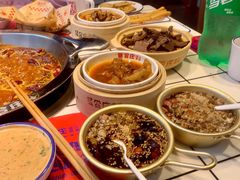 老街冰汤圆-贤合庄卤味火锅(勒泰中心店)
